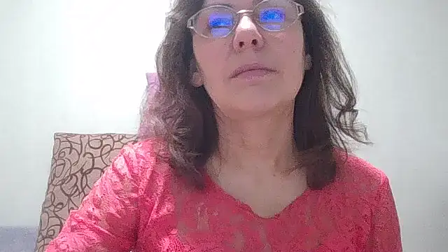 HollyJewel online show from 02.25.26