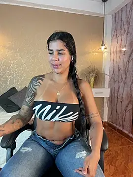 Cleopatra Fit online show from 01.15.26