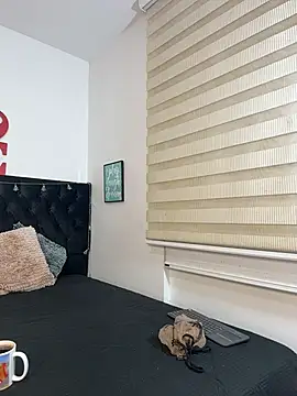 AriannaTorres online show from 11.28.25