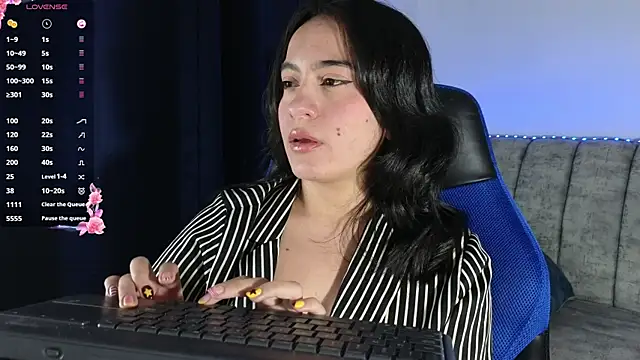 ZaraDames  online show from 06.11.26
