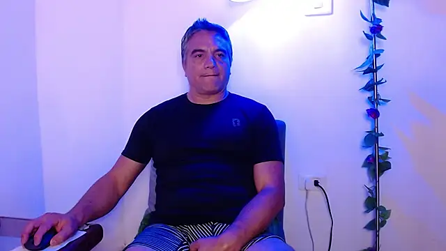 golden punisher online show from 02.24.25