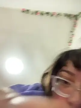 Snapshot of indiegirl666 chatting on 10.21.25 indiegirl666 online show from 10.21.25