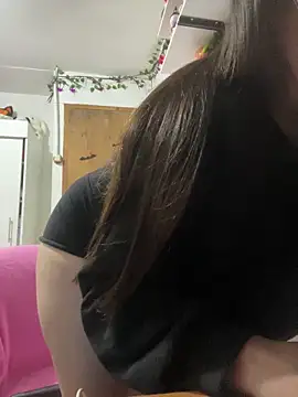 Snapshot of indiegirl666 chatting on 12.20.25 indiegirl666 online show from 12.20.25