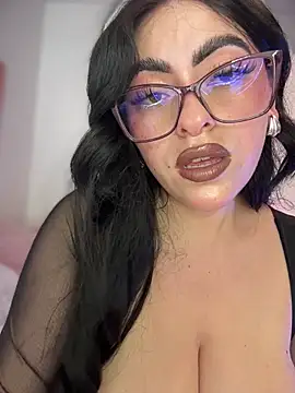 Snapshot of KatteWise chatting on 03.19.26 KatteWise online show from 03.19.26