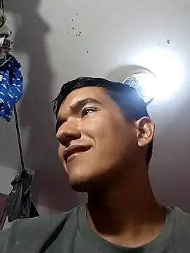 Snapshot of Sweetiefoxxx chatting on 03.15.25 Sweetiefoxxx online show from 03.15.25