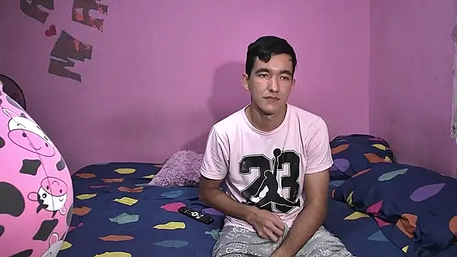 Snapshot of Sweetiefoxxx chatting on 01.05.26 Sweetiefoxxx online show from 01.05.26