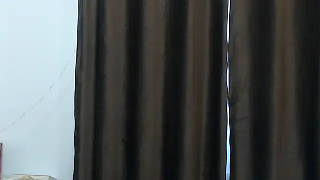 Snapshot of BriannaBk chatting on 01.15.25 BriannaBk online show from 01.15.25