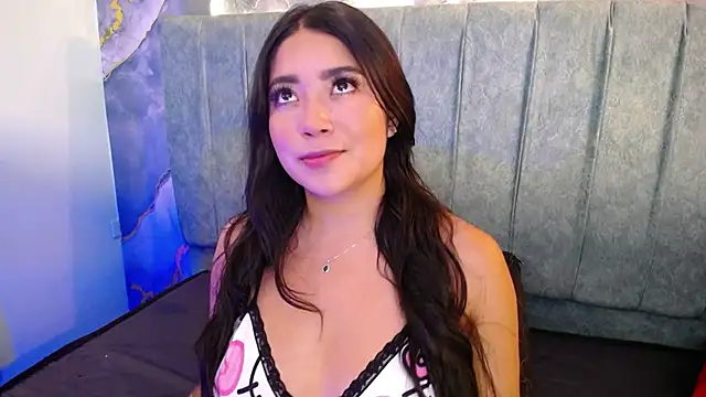 Snapshot of Susy_thomson chatting on 02.11.26 Susy thomson online show from 02.11.26