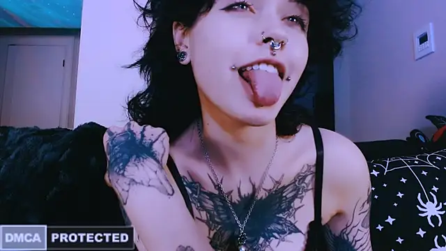 NaughtyLittleFox online show from 04.26.26