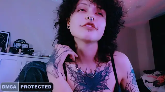 NaughtyLittleFox online show from 05.31.26