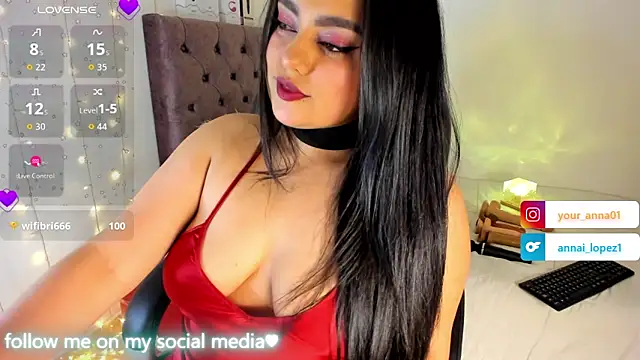 Snapshot of your_anna01 chatting on 09.21.25 your anna01 online show from 09.21.25