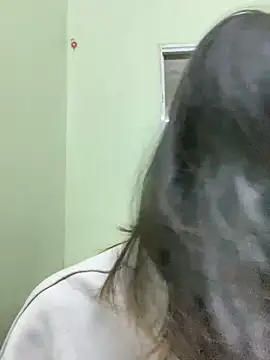 Snapshot of minmin2kk5 chatting on 01.26.25 minmin2kk5 online show from 01.26.25