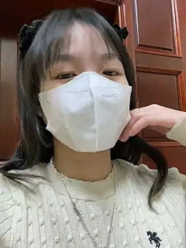 Snapshot of minmin2kk5 chatting on 02.18.25 minmin2kk5 online show from 02.18.25