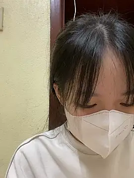 Snapshot of minmin2kk5 chatting on 03.04.25 minmin2kk5 online show from 03.04.25