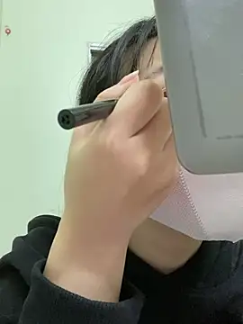 Snapshot of minmin2kk5 chatting on 03.07.25 minmin2kk5 online show from 03.07.25