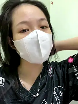 Snapshot of minmin2kk5 chatting on 09.24.25 minmin2kk5 online show from 09.24.25