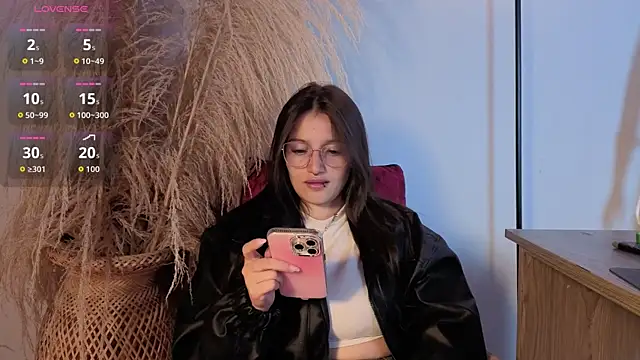 Snapshot of Elecktra_sweet chatting on 08.03.26 Elecktra sweet online show from 08.03.26