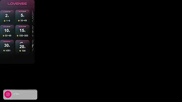 Snapshot of Shantal_Joness chatting on 11.10.25 Shantal Joness online show from 11.10.25