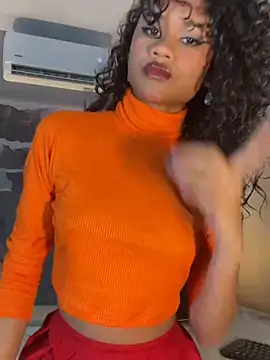 Snapshot of Aprillbrunette chatting on 05.16.26 Aprillbrunette online show from 05.16.26