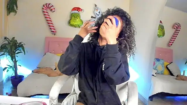 Snapshot of keyla_roberts777 chatting on 12.27.24 keyla roberts777 online show from 12.27.24