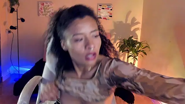 Snapshot of keyla_roberts777 chatting on 02.26.25 keyla roberts777 online show from 02.26.25
