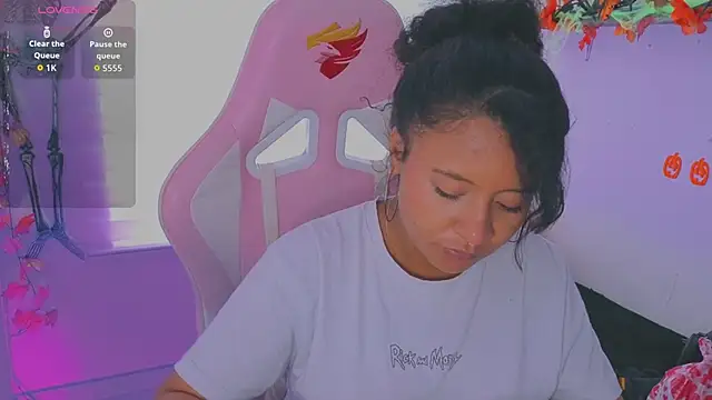 Snapshot of keyla_roberts777 chatting on 10.15.25 keyla roberts777 online show from 10.15.25