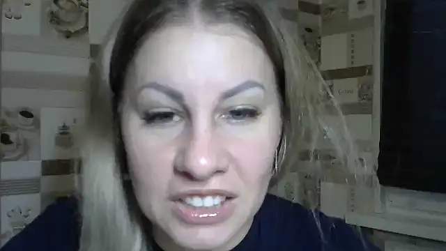 TherestlessKitty online show from 09.13.25