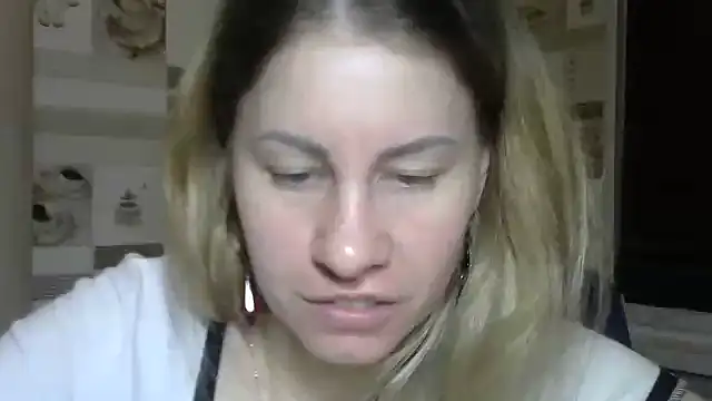 TherestlessKitty online show from 11.21.25