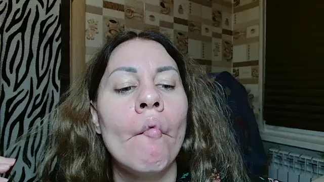 Snapshot of TherestlessKitty chatting on 03.12.26 TherestlessKitty online show from 03.12.26