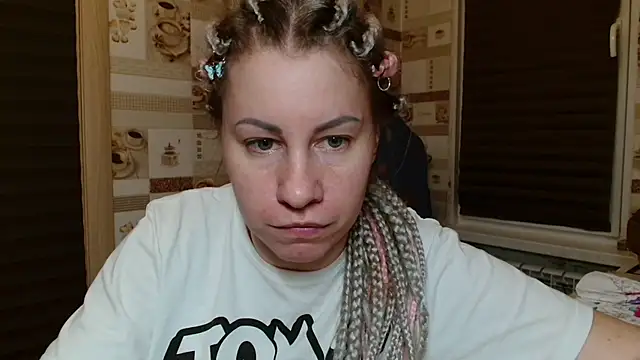 TherestlessKitty online show from 05.11.26