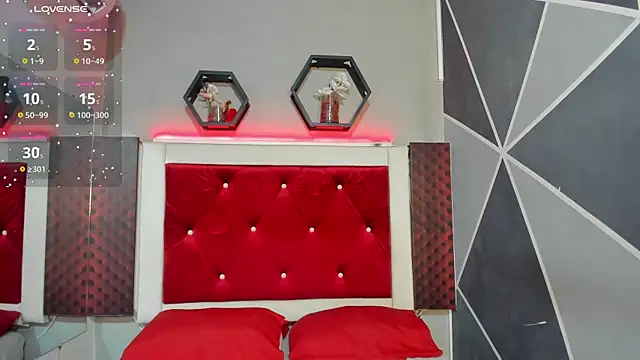 Karoll014 online show from 02.08.25