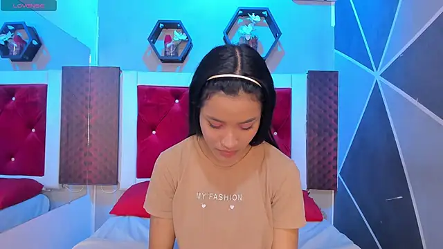 Karoll014 online show from 09.16.25