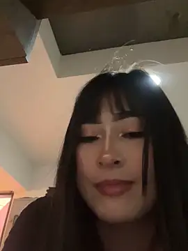 Snapshot of mikuru_hara chatting on 10.26.25 mikuru hara online show from 10.26.25