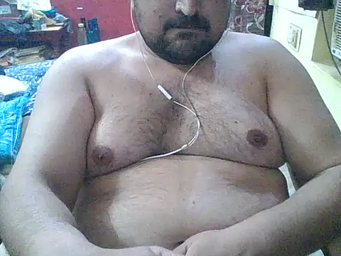 Snapshot of ARYANAVAILABLE chatting on 03.14.26 ARYANAVAILABLE online show from 03.14.26