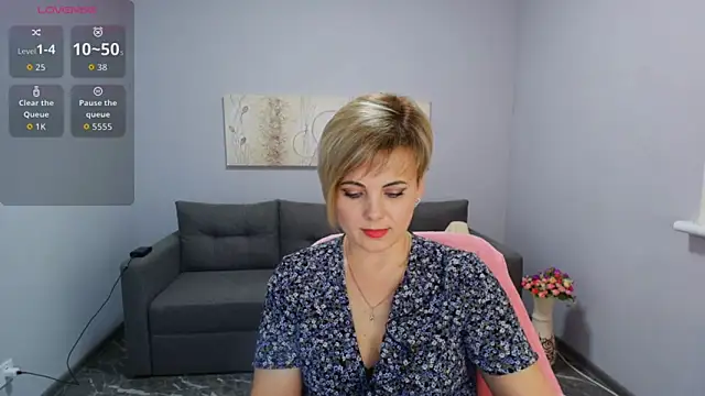 Julia Wilsone online show from 02.05.26