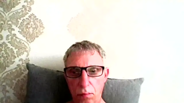 Snapshot of BobbyXRoyal chatting on 06.28.26 BobbyXRoyal online show from 06.28.26