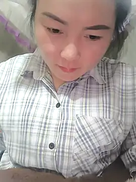 Snapshot of Sweetlove_77 chatting on 02.02.25 Sweetlove 77 online show from 02.02.25
