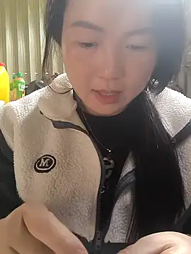 Snapshot of Sweetlove_77 chatting on 11.16.25 Sweetlove 77 online show from 11.16.25