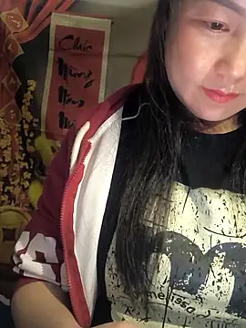 Snapshot of Sweetlove_77 chatting on 11.22.25 Sweetlove 77 online show from 11.22.25