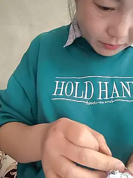 Snapshot of Sweetlove_77 chatting on 12.01.25 Sweetlove 77 online show from 12.01.25