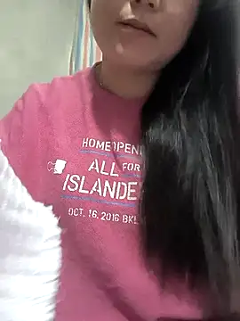 Snapshot of Sweetlove_77 chatting on 01.14.26 Sweetlove 77 online show from 01.14.26