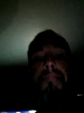 Snapshot of KingTulip111 chatting on 10.10.25 KingTulip111 online show from 10.10.25