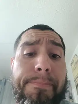 Snapshot of KingTulip111 chatting on 11.22.25 KingTulip111 online show from 11.22.25