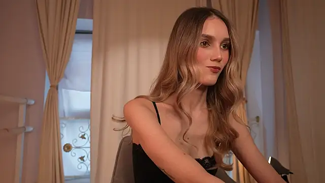 Snapshot of aurora_nude chatting on 11.14.25 aurora nude online show from 11.14.25