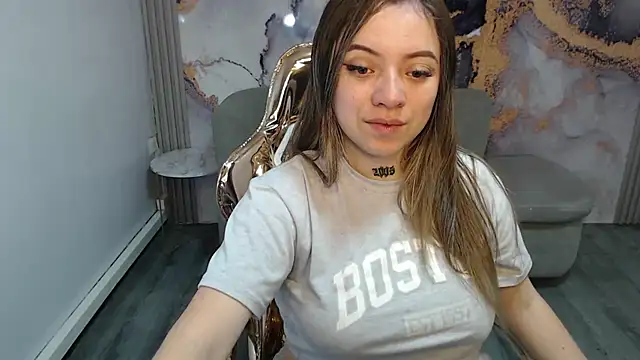 Snapshot of Cristal_v_1 chatting on 01.26.25 Cristal v 1 online show from 01.26.25