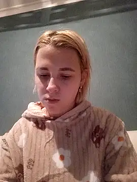 Gussie Bridie online show from 02.14.25
