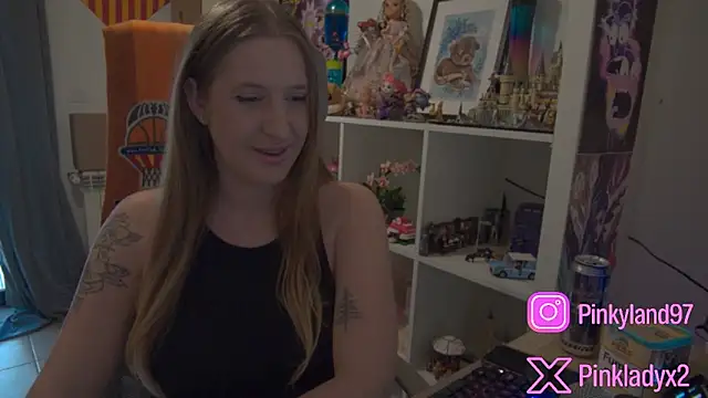 Pinkyladyxxx online show from 04.22.26