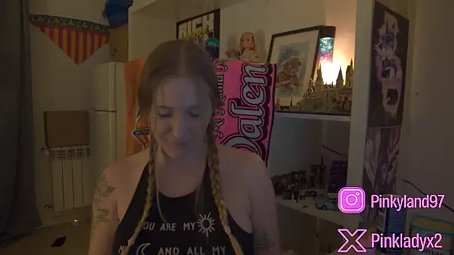 Pinkyladyxxx online show from 04.23.26