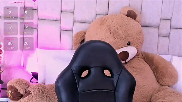 Marilyn-Cooper online show from 12.10.24