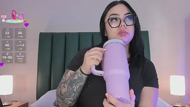 juicy led  online show from 07.16.26
